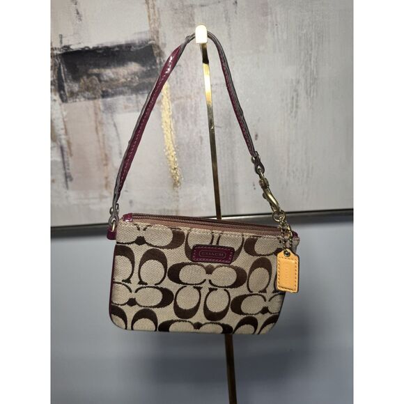 Vintage Coach Brown and Burgundy Patent Leather Wristlet - Picture 1 of 2